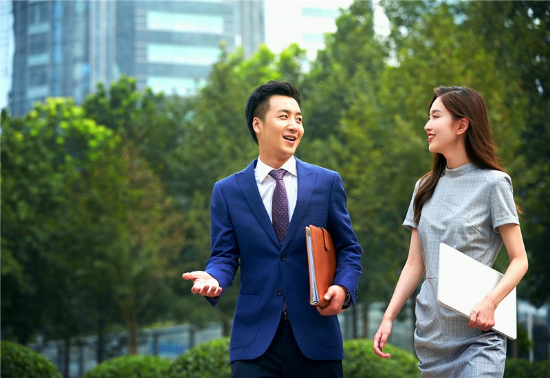 市场上不用投资,一天就能赚两三百元的小生意,现在有哪些?