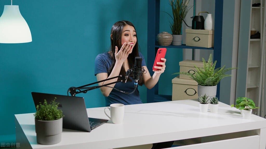 新个体的创业潮来临，中国已经有2亿人入局：有人已月入1000万