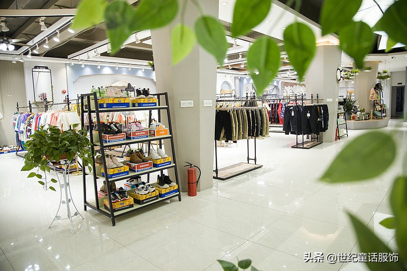 新手开童装店怎样才能赚钱？2022年最全童装创业开店指南