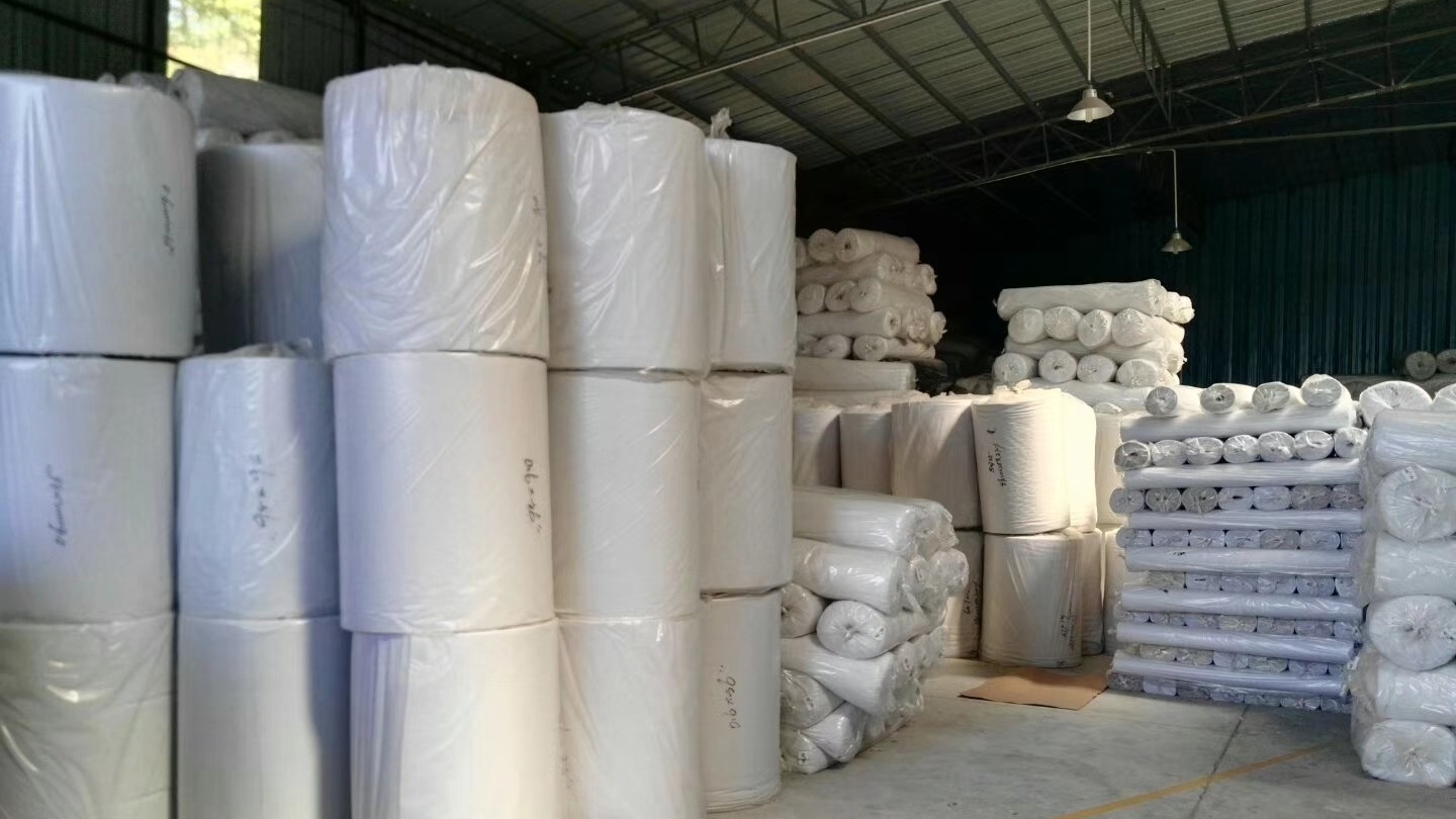 订单供不应求的小加工厂，夫妻俩投资10多万开始干，3年买了2套房