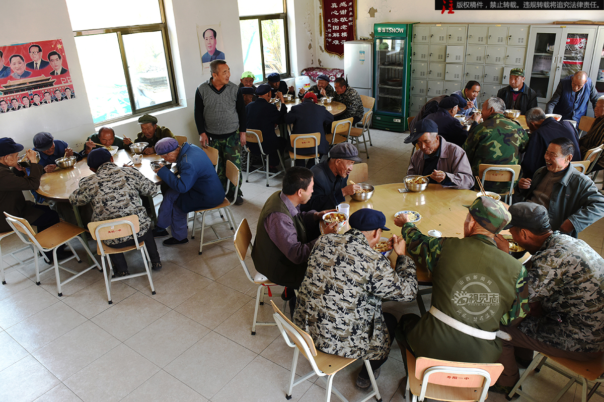 打工赚钱难，回农村能干啥？10年内4大行业吃香，农民抓住机会