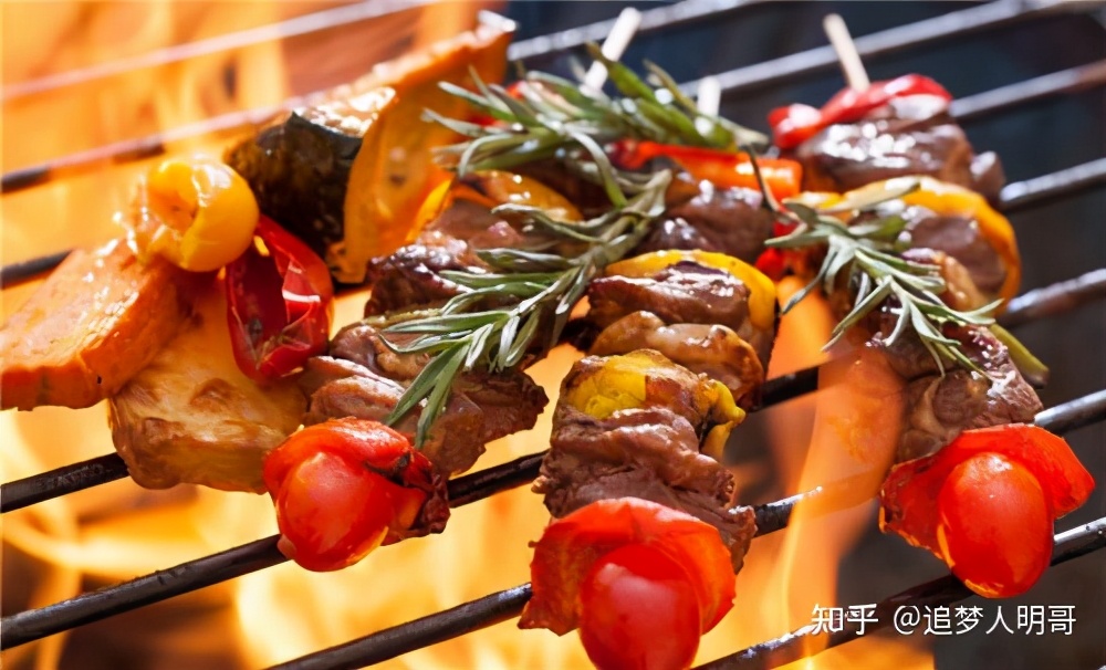 没有经验如何开烧烤店?分享一家烧烤店的商业模式