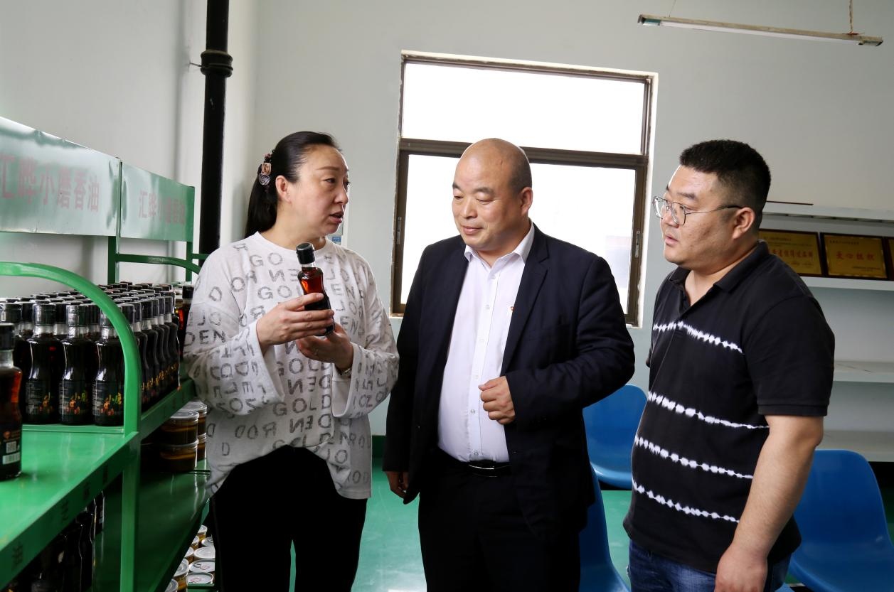 电商引领新模式，村民生活大不同——延津县电商发展图鉴