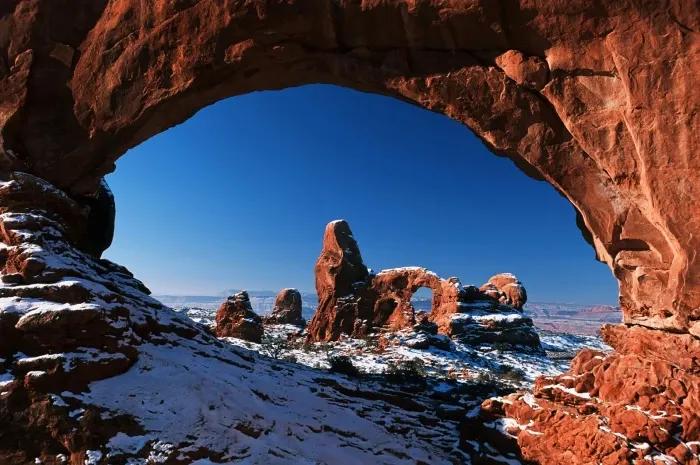 年轻人更适合创业