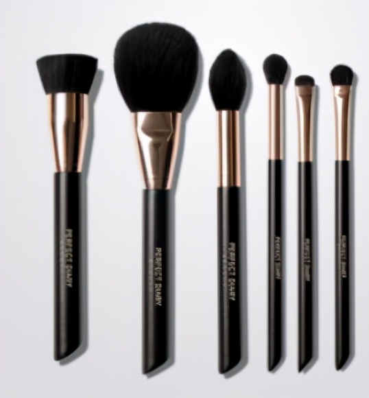 新手学化妆要多久才能拿到证