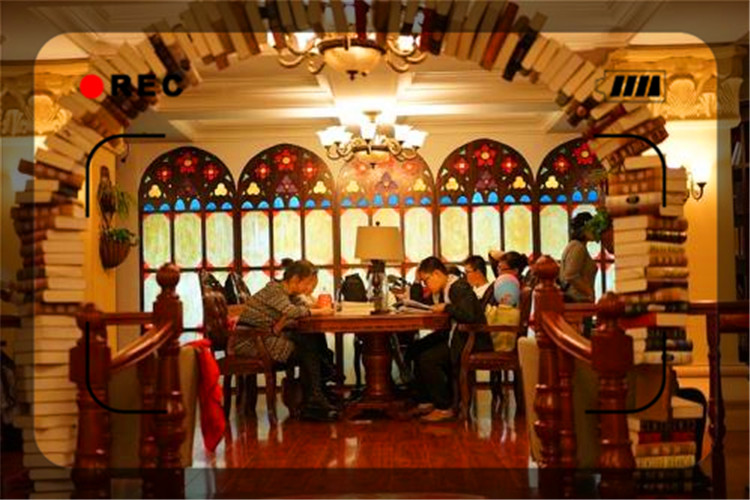 目前经济形势下，开什么样的实体店比较稳妥呢？推荐几个供参考