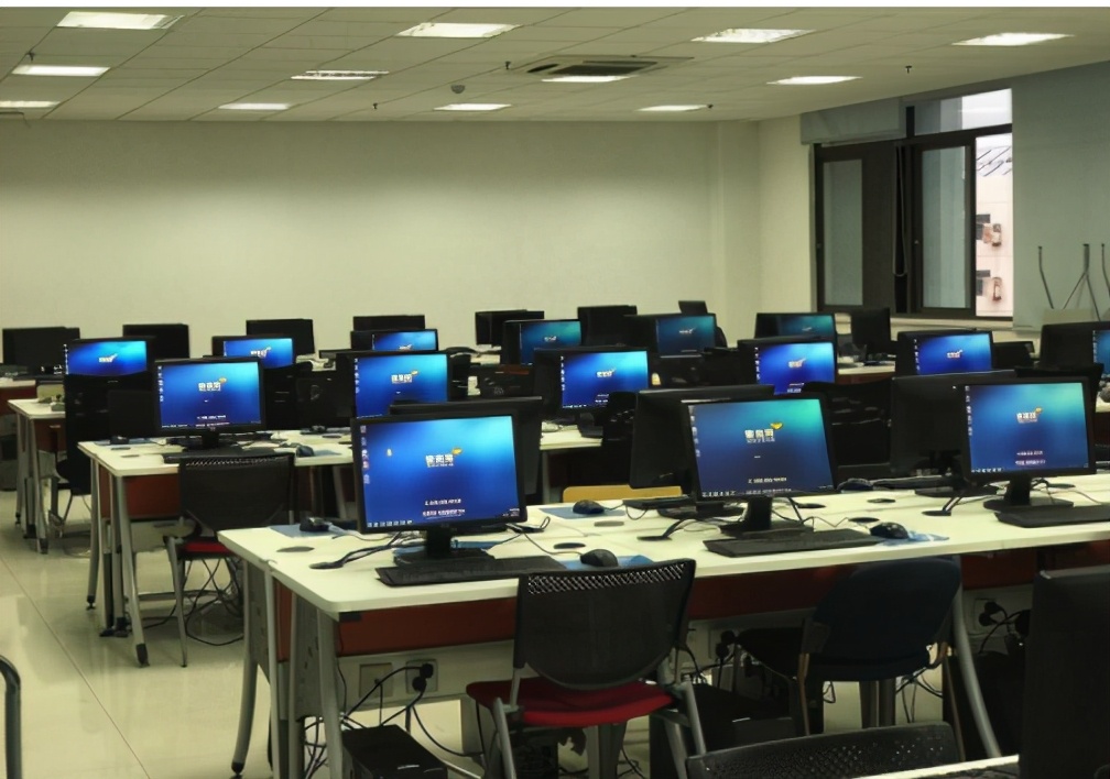 小伙用1000元,撬动600万的生意,背后商业模式引发深思