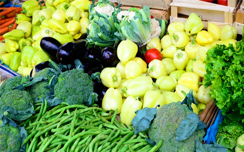 现在5万元投入，做什么小生意，可以一个月收入一万以上？