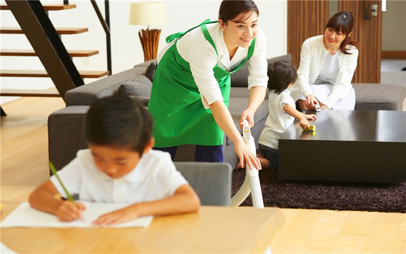 50岁左右的人,可以把市场的哪些小生意,坚持做成大事业?