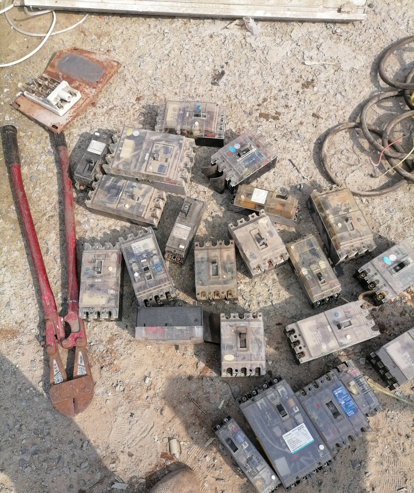 投资5万到10万的冷门小生意！竞争小、利润高，夫妻2人干正好