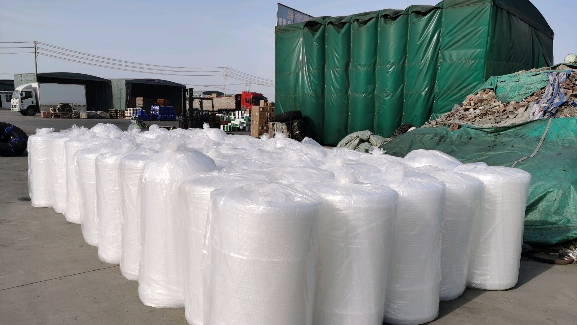 订单供不应求的小加工厂，夫妻俩投资10多万开始干，3年买了2套房