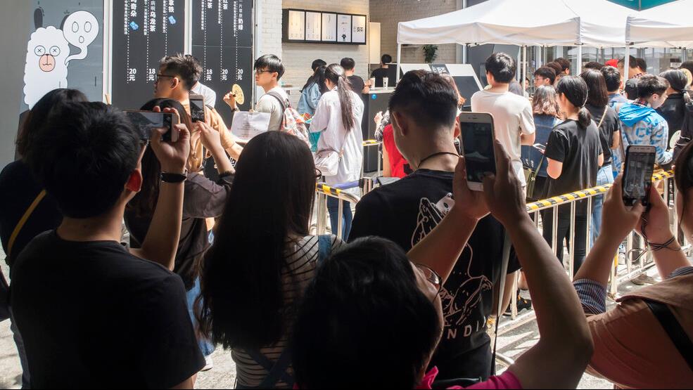 大量实体店都将面临淘汰,未来10年想生存,有3条路可走