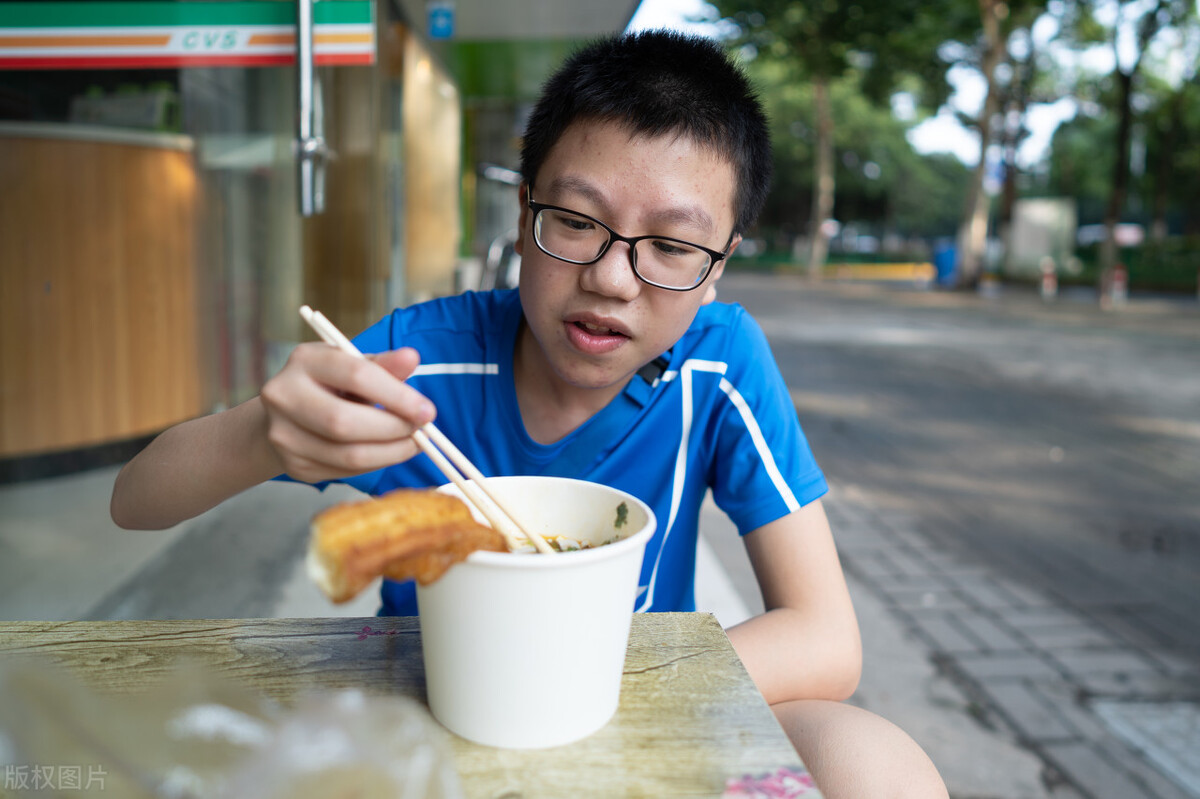 疫情影响下，千元以下地摊小生意哪些值得做？怎么做？