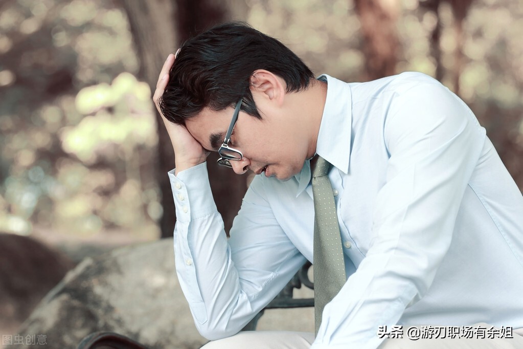 新人做电话销售有什么技巧？如何才能够快速入门呢？