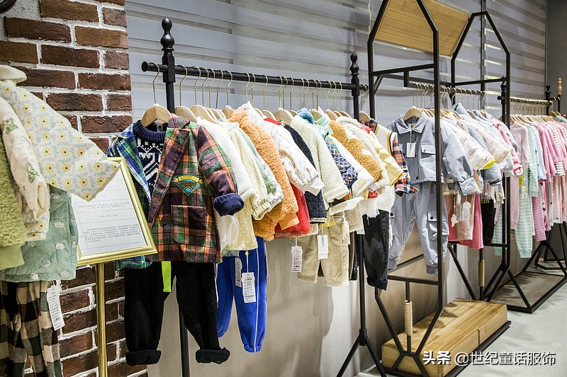 新手开童装店怎样才能赚钱？2022年最全童装创业开店指南