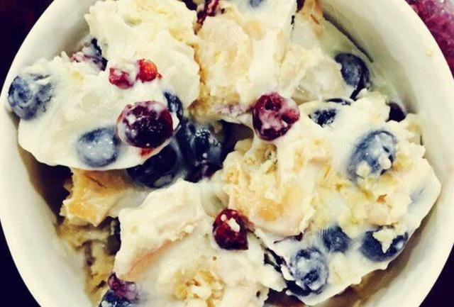 火爆的7种街头小吃,让年轻人痴迷追捧,吃货:摆地摊都难选