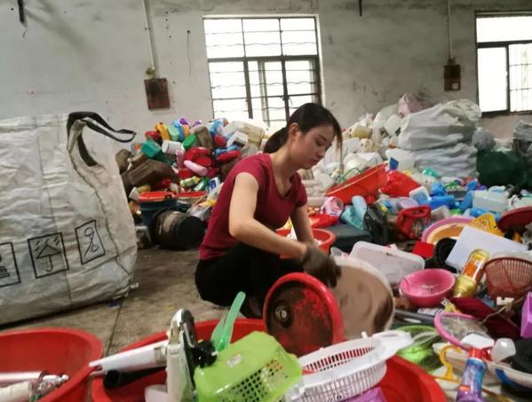 4种高利润却不起眼的生意,有的年入几十万,年轻人却不想从事?