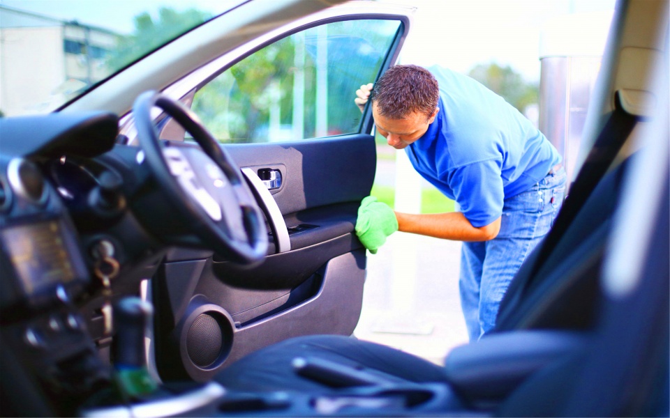 当下,投入一万元以内的小生意,什么项目有可能一年收入十几万?