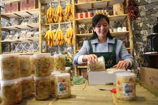 谁说农村创业不赚钱？这几个项目就比城里工作赚钱，不信来看