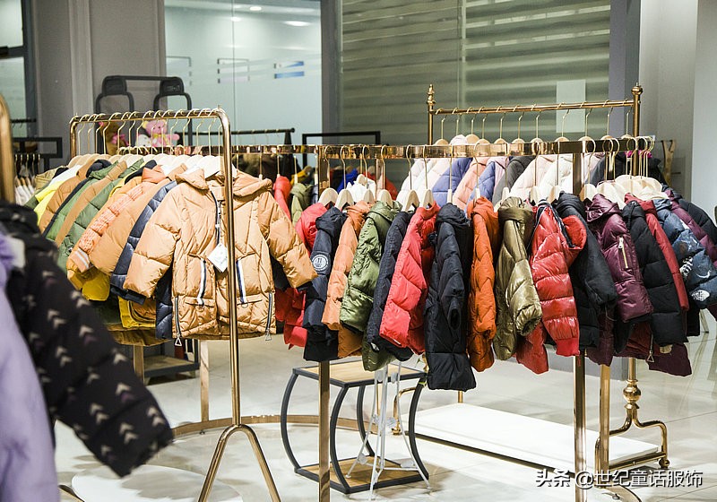新手开童装店怎样才能赚钱？2022年最全童装创业开店指南