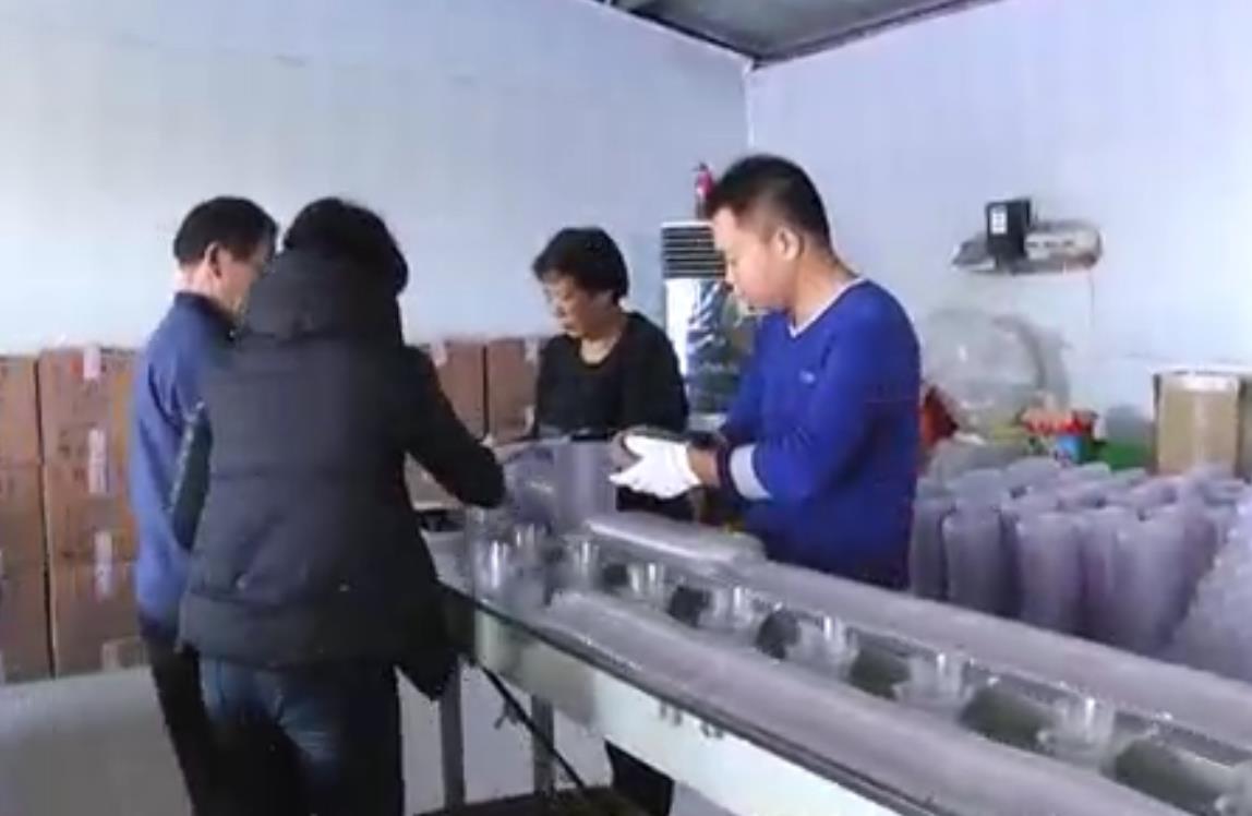 有个3~5万，现在想在农村创业，有哪些见效快的项目选择？