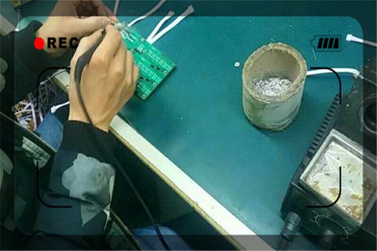 48岁的人找不到工作,有哪些手工活,可以月收入3000元?