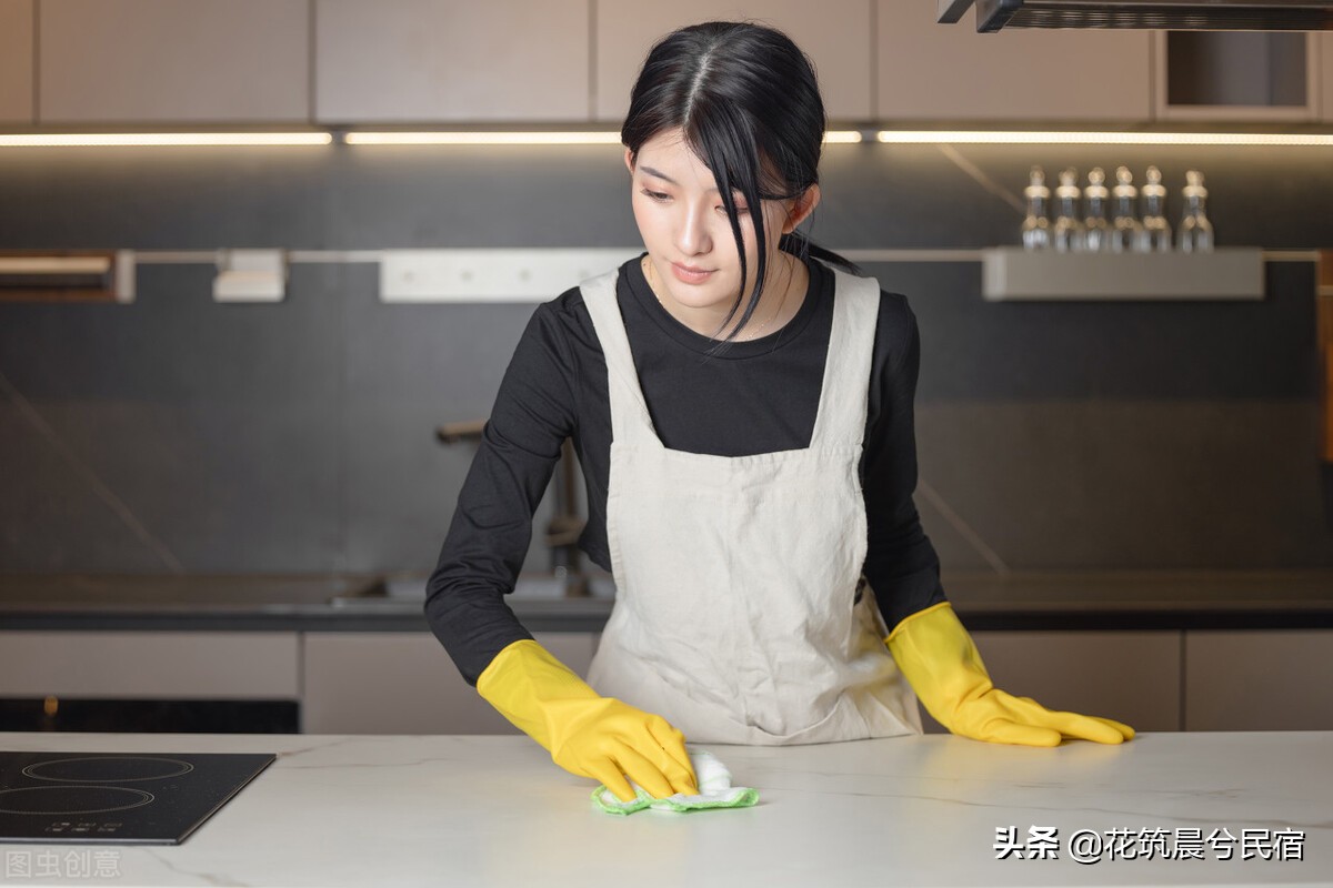 小平故里小伙16岁出门打拼创业,开6店月入百万一夜归零,不服输