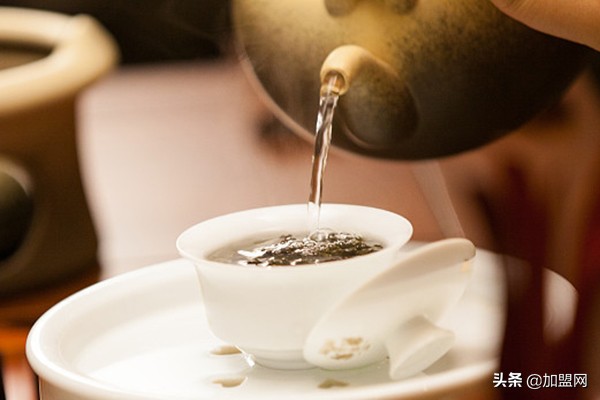 适合女性在乡镇开的店