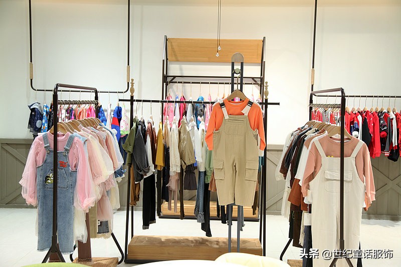 新手开童装店怎样才能赚钱？2022年最全童装创业开店指南