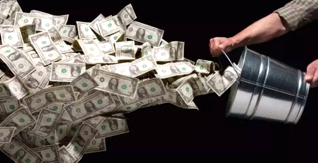 直播小本创业怎么做？直播创业者需要具备什么条件呢！ -2