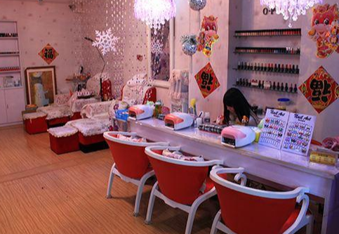 女生开店开什么店比较好?3个适合女生开的万元小店-1 女生开店开什么店比较好?3个适合女生开的万元小店-1