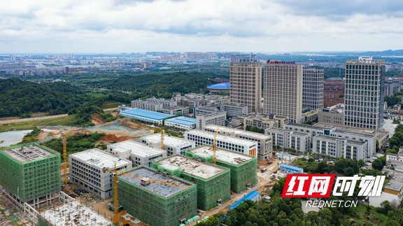 加速崛起的中小微企业创业“梦舞台”-1