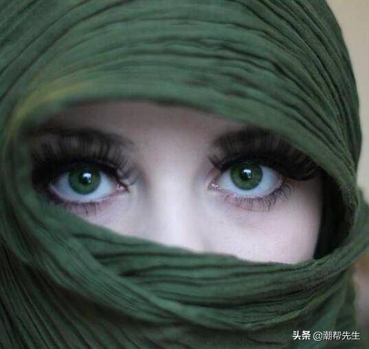 全球最美十大瞳孔颜色（好看的瞳孔颜色排行榜）-1