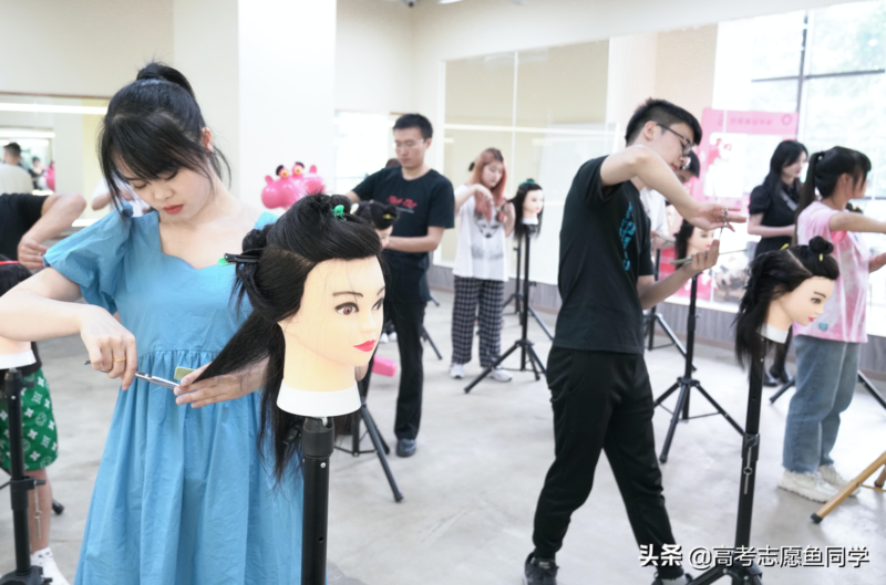 男生学什么技术最吃香(未来男生十大吃香技术)-1