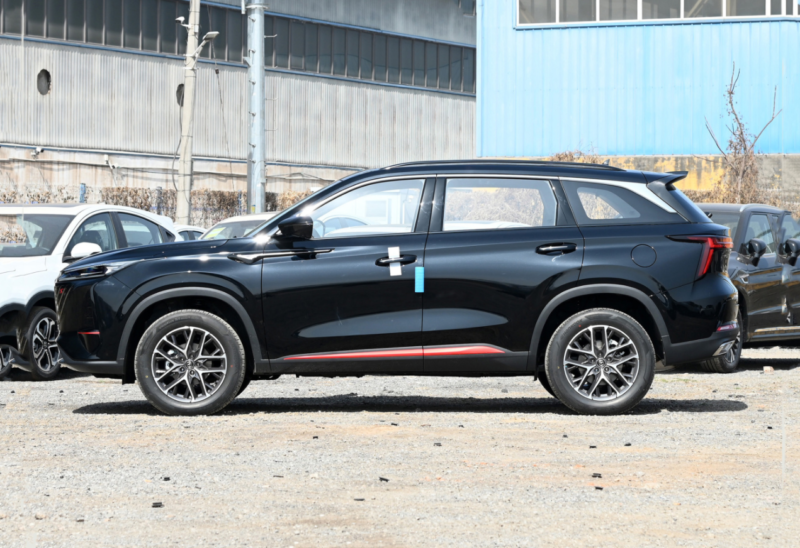 15万以下suv排行榜(10-15万suv销量排行榜前十名)-1