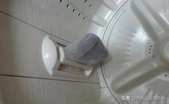 小天鹅洗衣机过滤网咋拆(各种洗衣机过滤网拆卸技巧)-赚在家创业号