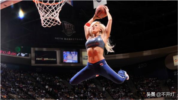 篮球场尺寸是多少?篮球场地标准尺寸-1