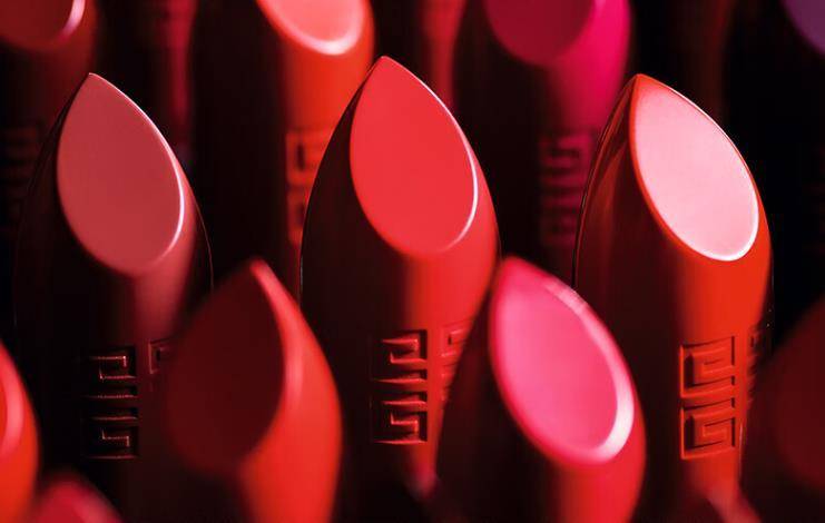 情侣之间送什么礼物(女生渴望收到的礼物)-1