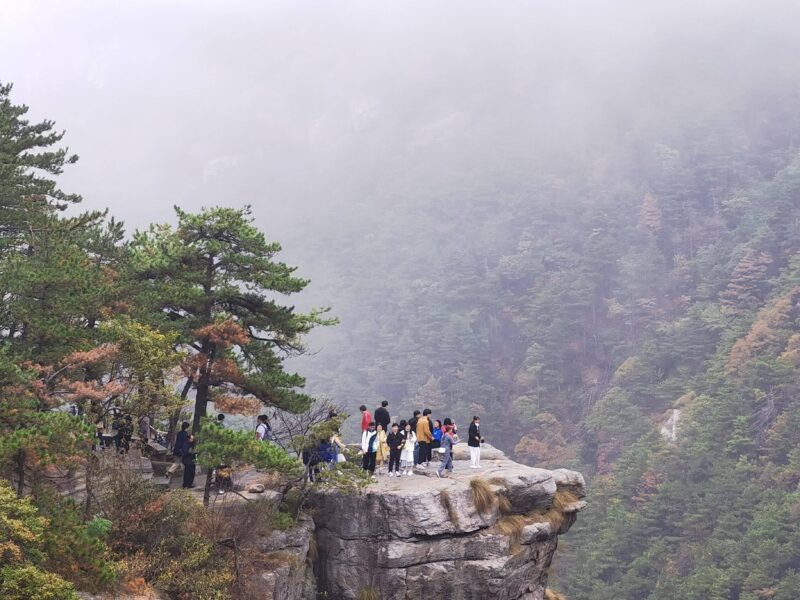 庐山十大著名景点(庐山市景点排名)-1