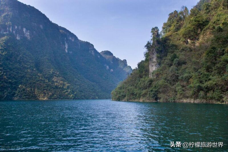 恩施旅游必去十大景点图片(湖北十大旅游景点排行榜)-1