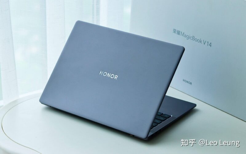 笔记本电脑排名榜(推荐十大笔记本电脑性价比排行)-1