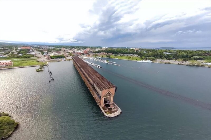 世界十大湖泊排行榜(世界湖排名前十)-1