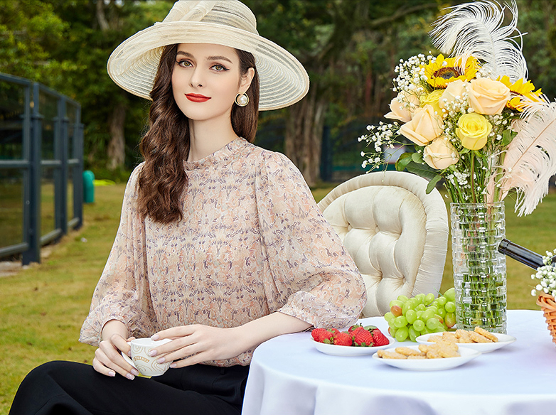 高端女装品牌前十名(一线服装品牌排行榜)-1 高端女装品牌前十名(一线服装品牌排行榜)-1