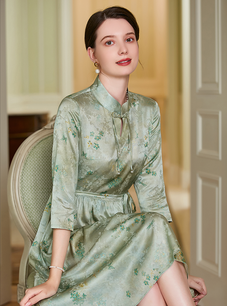 高端女装品牌前十名(一线服装品牌排行榜)-1 高端女装品牌前十名(一线服装品牌排行榜)-1