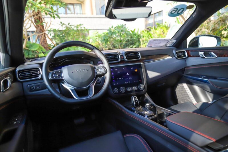 什么牌子车子省油耐用质量好(又便宜又省油耐开的车)-1