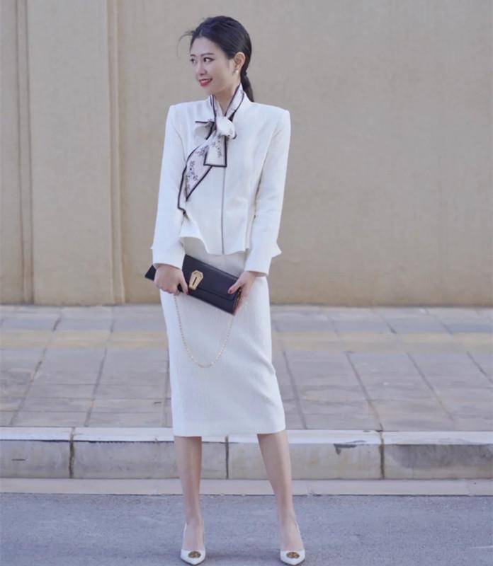 丝巾的围法怎么围才好看(丝巾的各种围法图解)-1 丝巾的围法怎么围才好看(丝巾的各种围法图解)-1