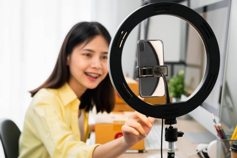 开抖音直播间要有什么条件(抖音直播七大指标)-1