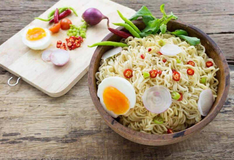 方便面保质期一般几个月-1 方便面保质期一般几个月-1