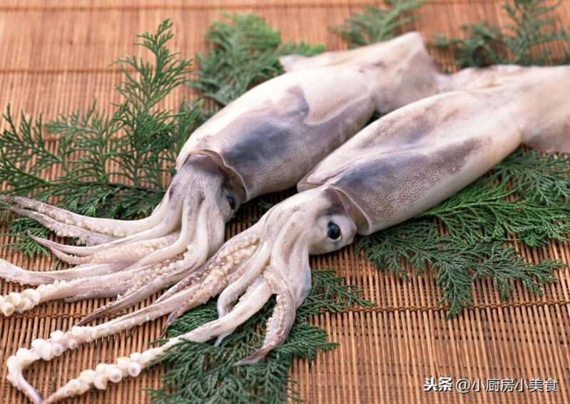 冷冻鱿鱼怎么处理干净?冷冻小鱿鱼处理干净-1 冷冻鱿鱼怎么处理干净?冷冻小鱿鱼处理干净-1