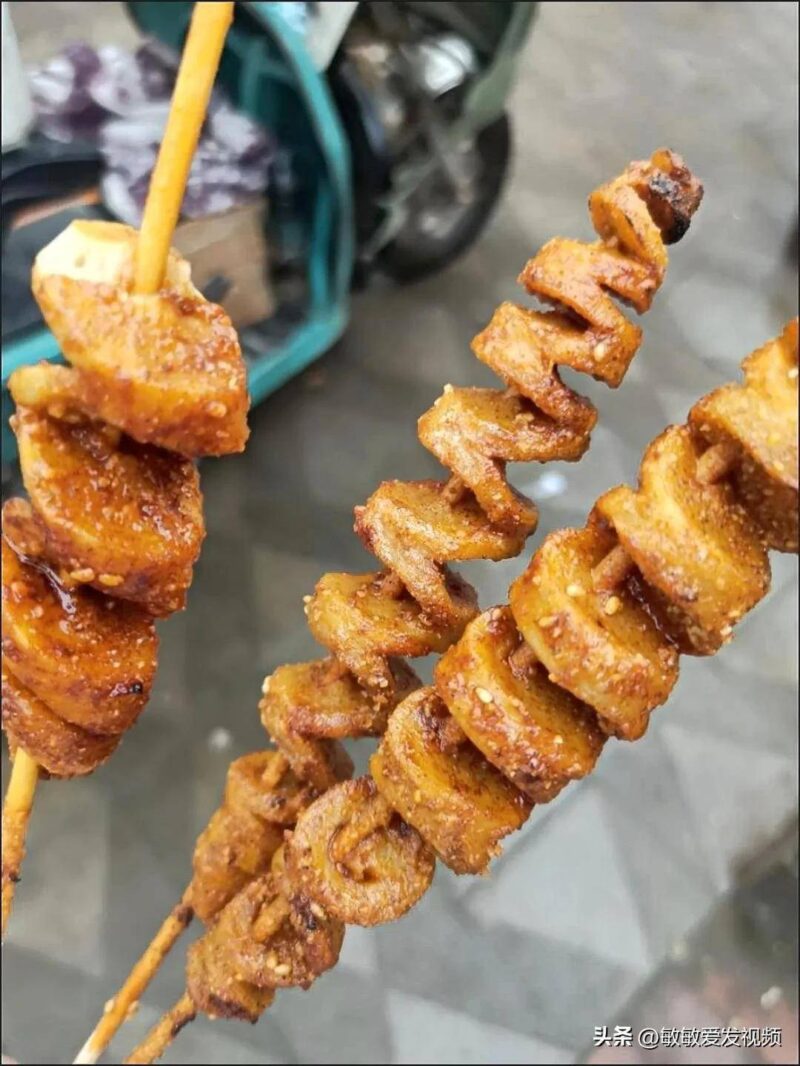 小吃摊做什么好卖?今年最火爆的小吃摊生意-1